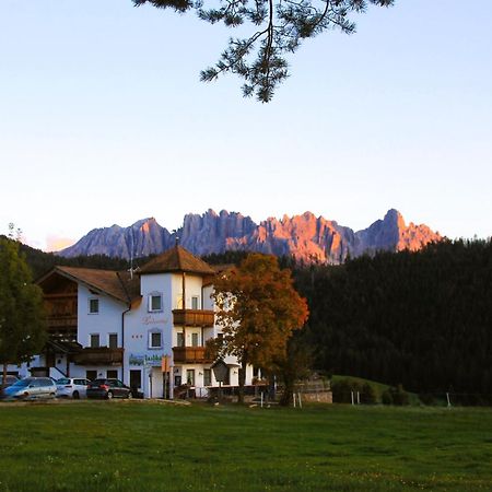 Hotel Landgasthof Laerchenwald Колепиетра Екстериор снимка