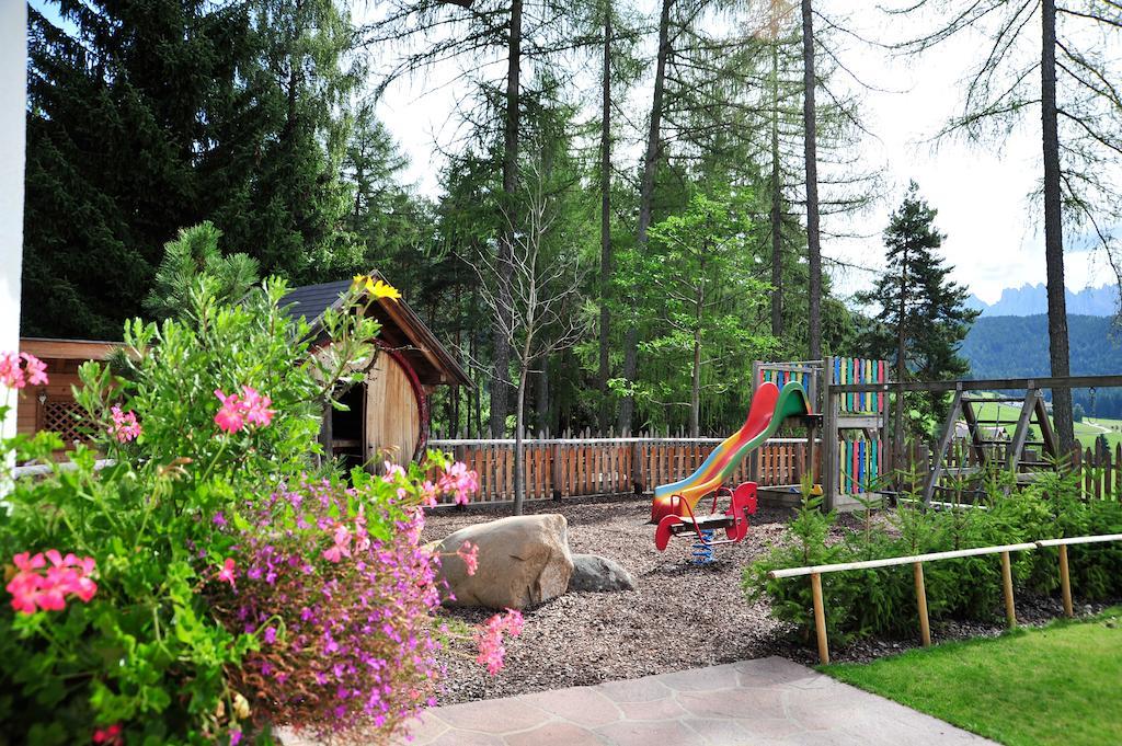 Hotel Landgasthof Laerchenwald Колепиетра Екстериор снимка