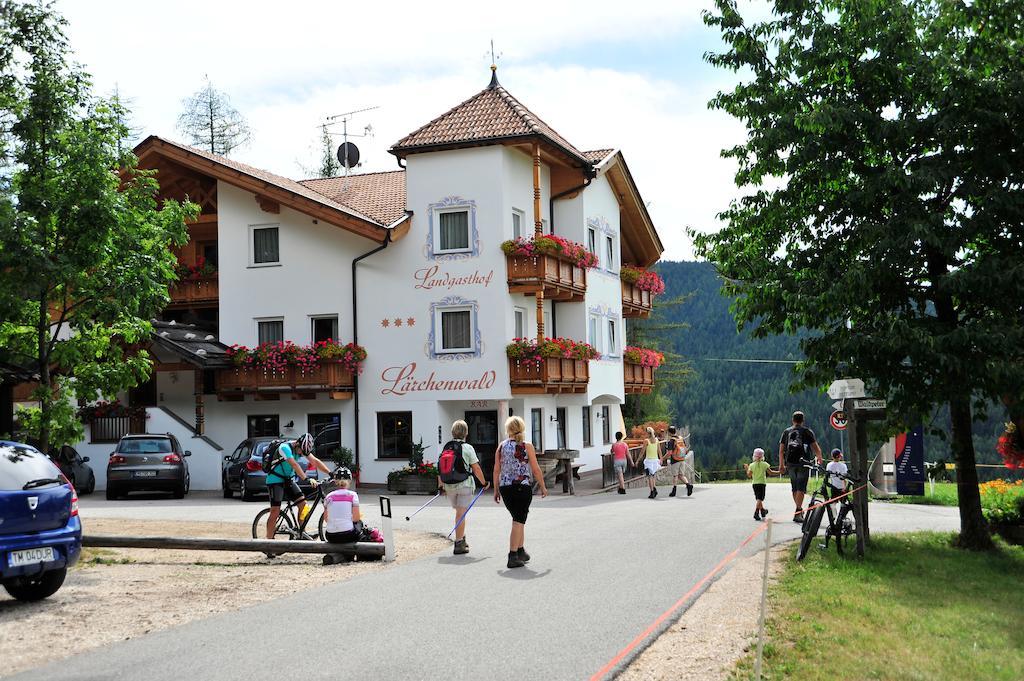 Hotel Landgasthof Laerchenwald Колепиетра Екстериор снимка
